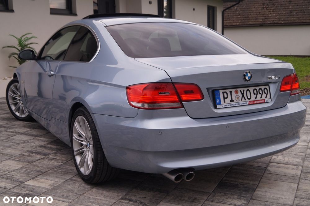 BMW Seria 3 325i - 11