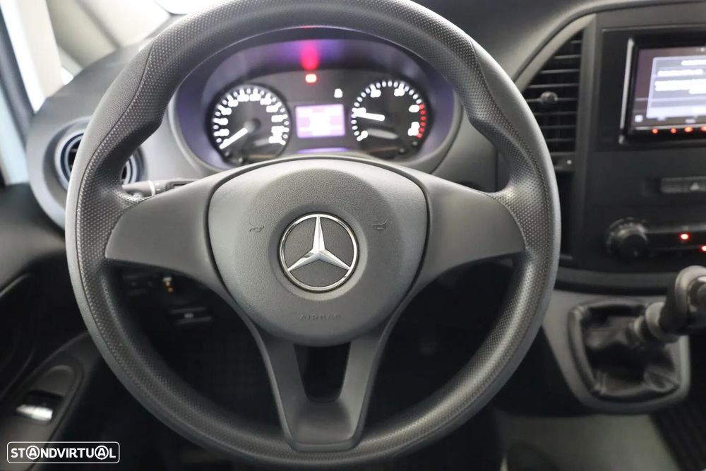 Mercedes-Benz Vito Tourer (BlueTEC) Extra-Longa PRO - 35