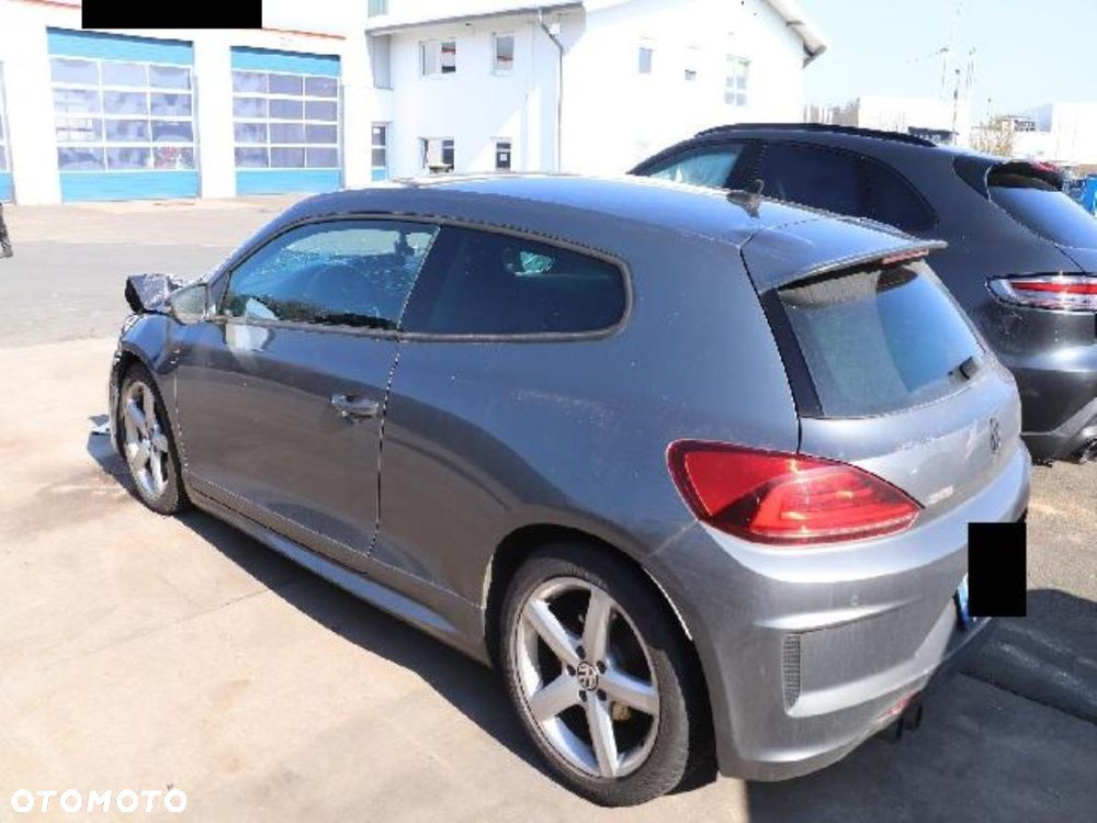 Volkswagen Scirocco 2.0 TSI R DSG - 2
