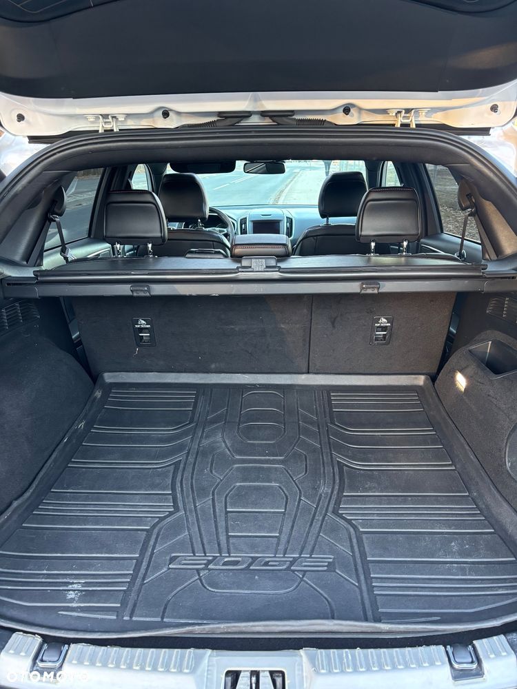 Ford Edge 2.0 EcoBlue Twin-Turbo 4WD ST-Line - 24