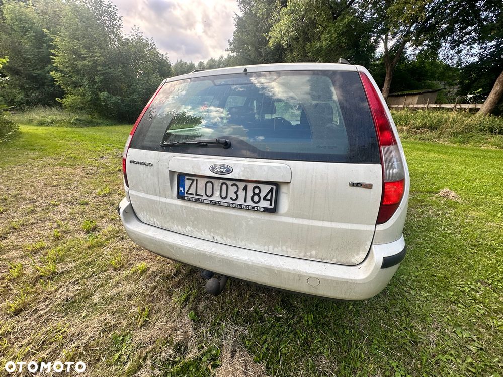 Ford Mondeo - 8