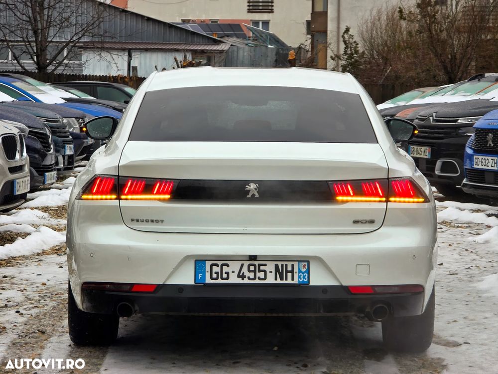 Peugeot 508 PHEV 225ch EAT8 Allure Pack - 11