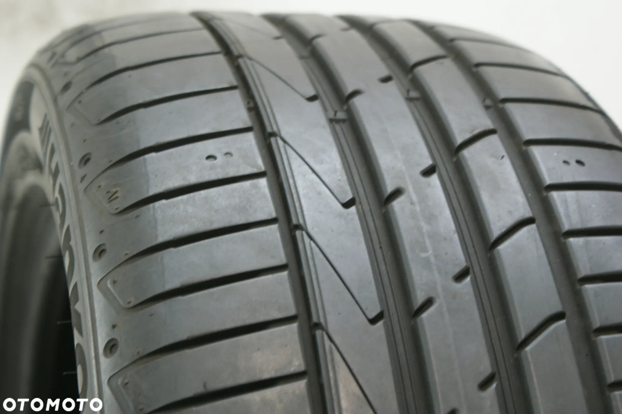225/50R17 HANKOOK VENTUS S1 EVO2 , 7,1mm B1832 - 2