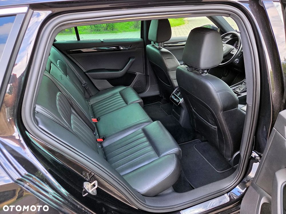 Skoda Superb 2.0 TDI 4x4 L&K DSG - 13