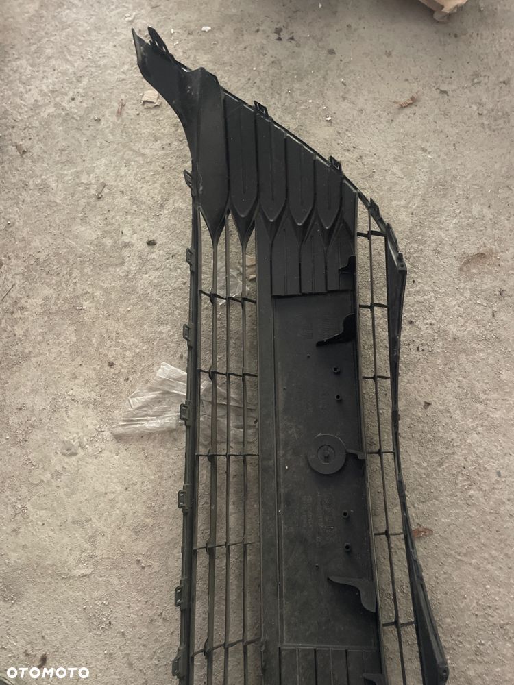 Grill atrapa Toyota Yaris 53102-0D130 - 5