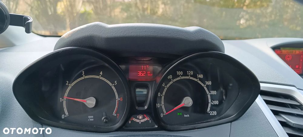 Ford Fiesta - 11