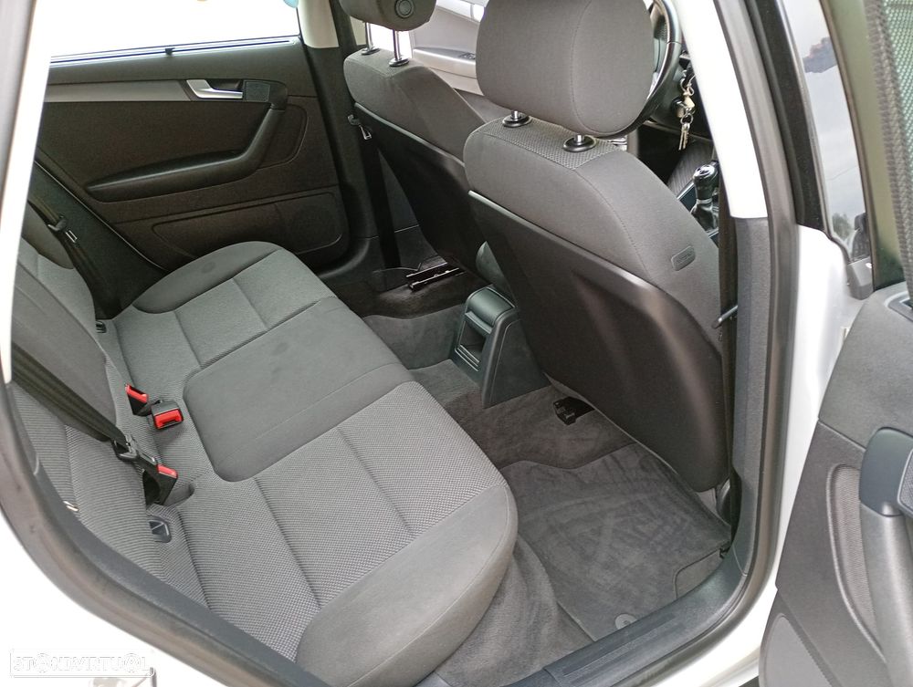 Audi A3 Sportback 1.6 TDI Attraction - 29