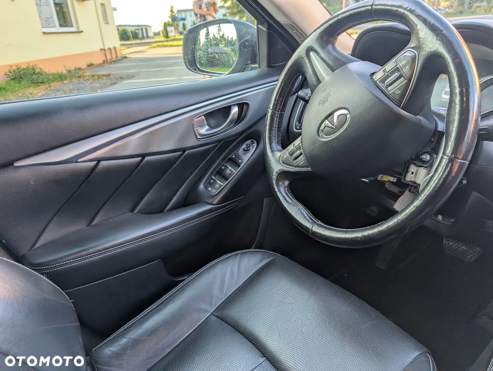 Infiniti Q50 Q50S 3.0t Sport Tech - 18