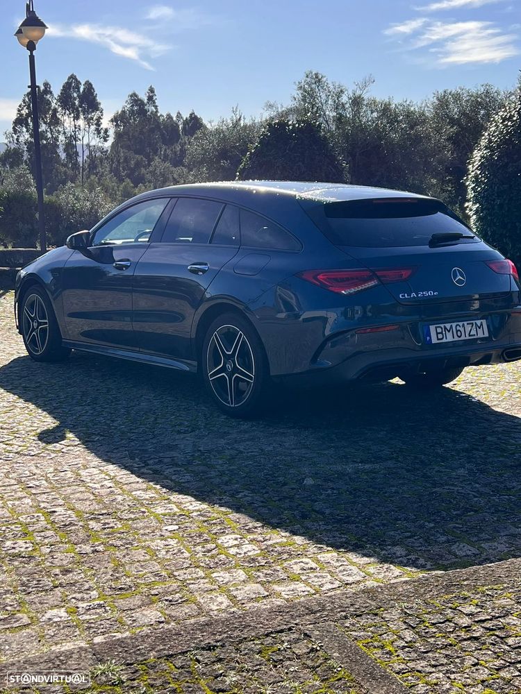 Mercedes-Benz CLA 250 e Shooting Brake 8G-DCT AMG Line - 8