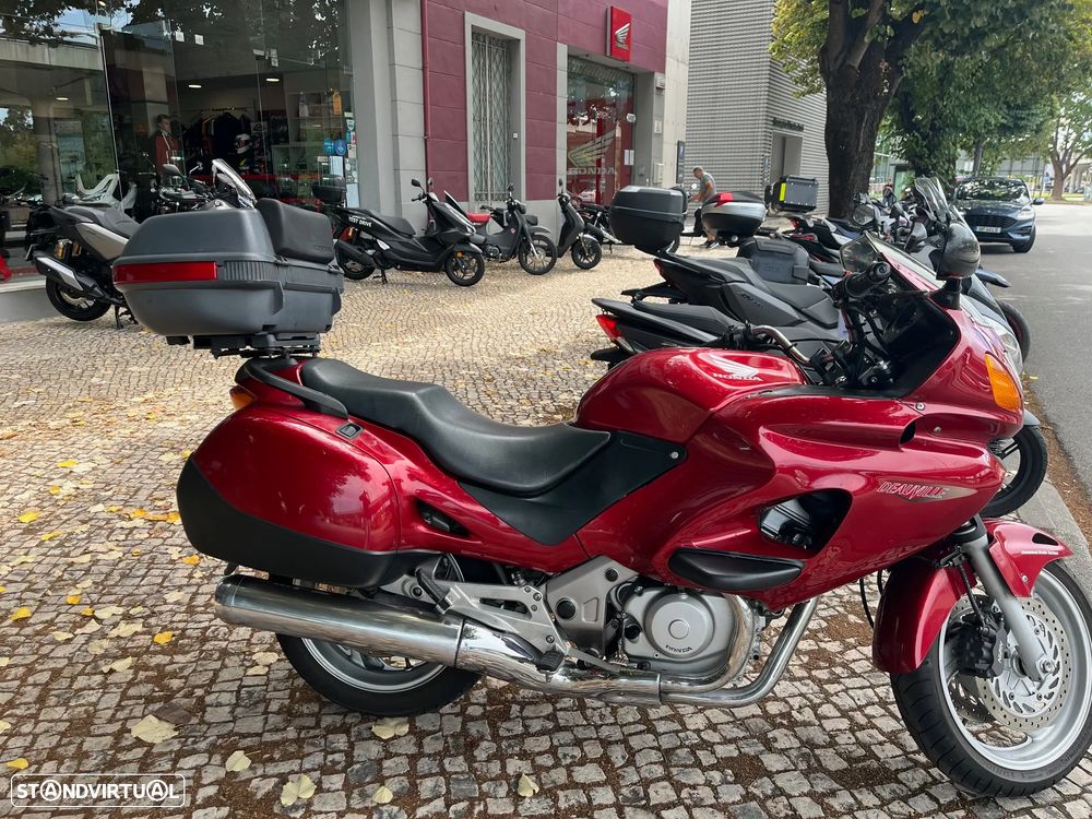 Honda Deauville 650