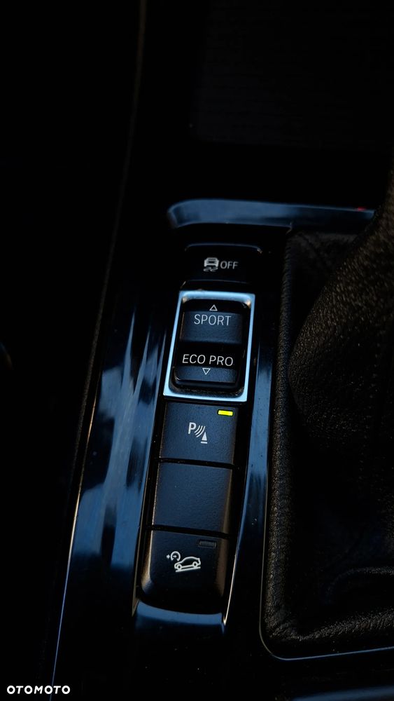 BMW X1 xDrive18d Sport - 37