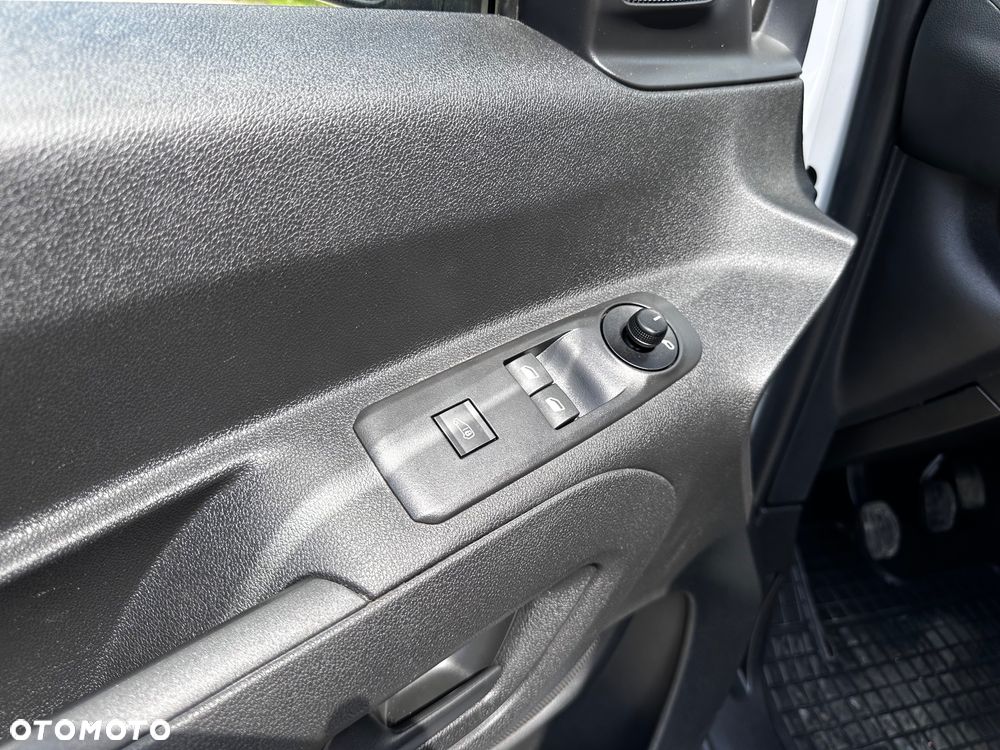 Opel Combo - 18