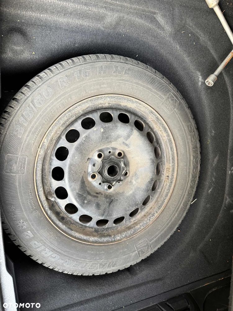 Volkswagen Passat 2.0 TDI SCR DSG Comfortline - 15