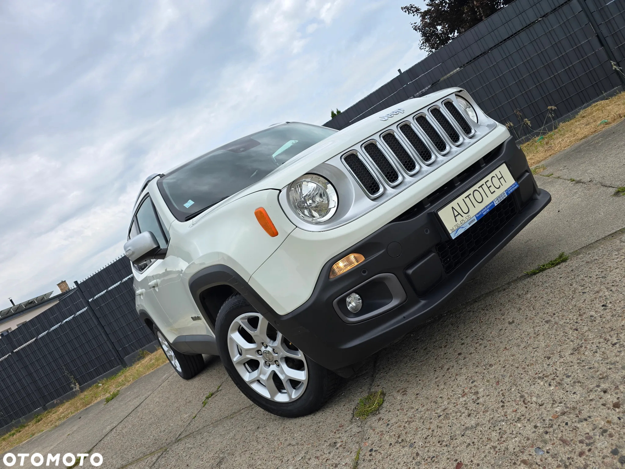 Jeep Renegade 1.4 MultiAir Limited FWD S&S - 8
