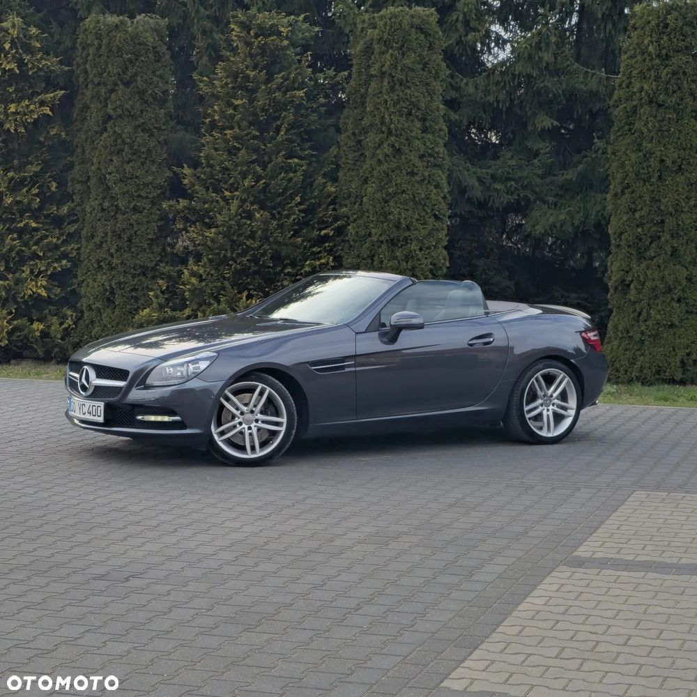Mercedes-Benz SLK 200 (BlueEFFICIENCY) 7G-TRONIC - 4