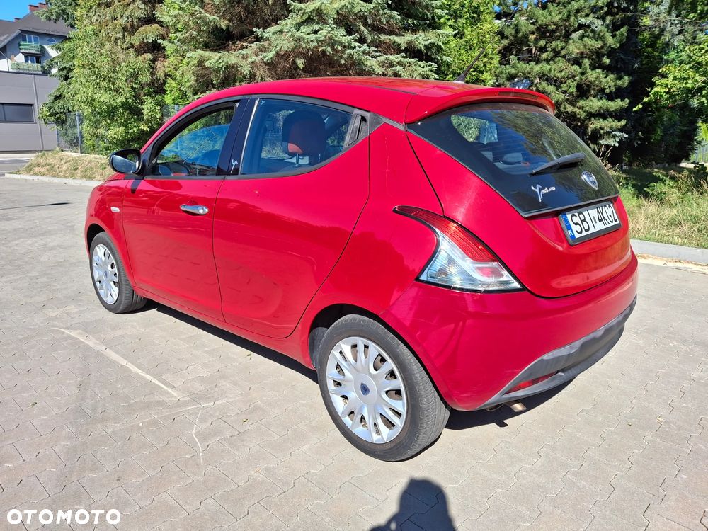 Lancia Ypsilon - 21