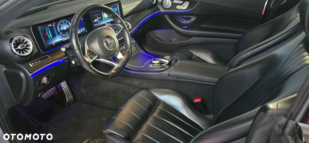 Mercedes-Benz Klasa E 220 d Coupe 4-Matic 9G-TRONIC - 15
