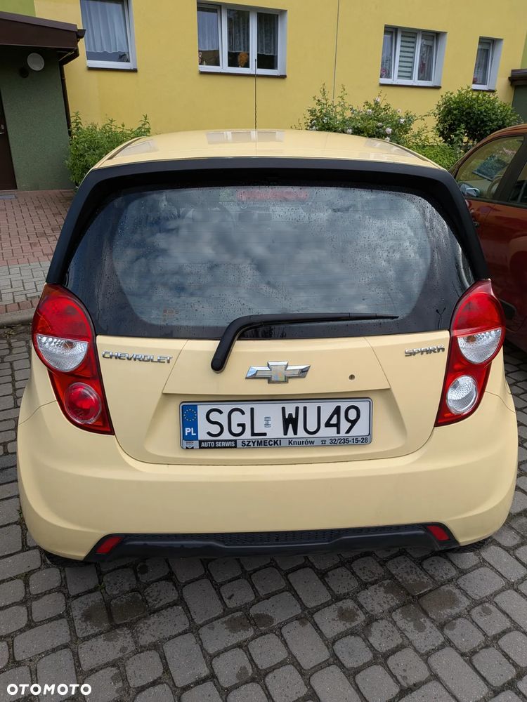 Chevrolet Spark 1.0 Base - 5