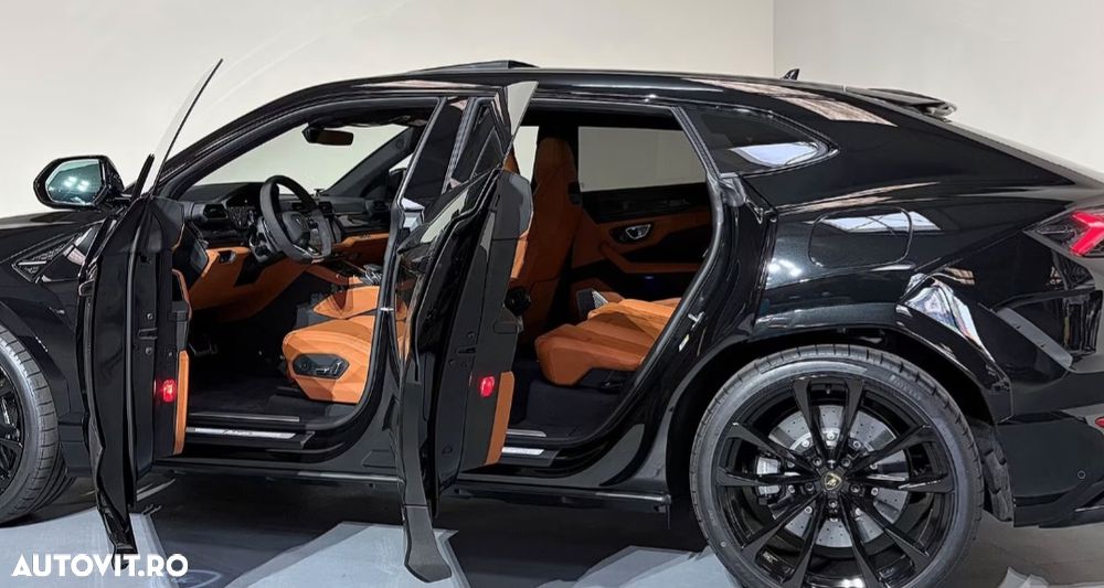 Lamborghini URUS - 3