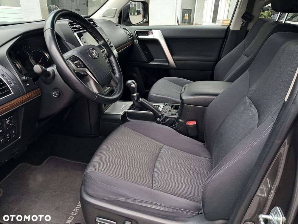 Toyota Land Cruiser LC 2.8 D-4D Prestige - 14