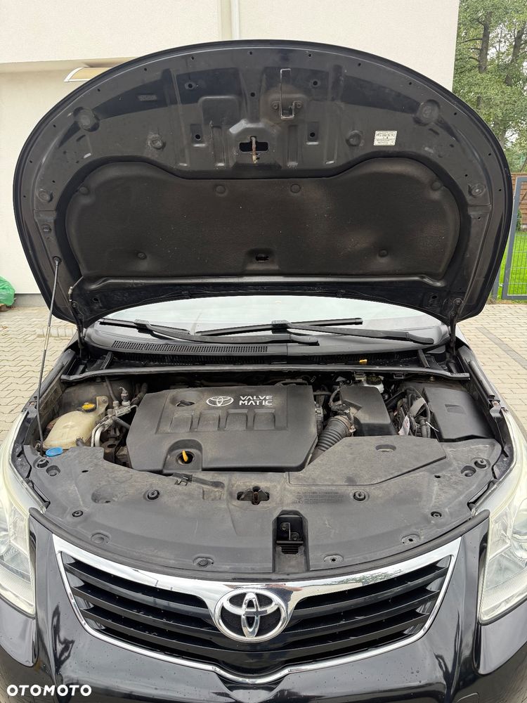 Toyota Avensis - 14