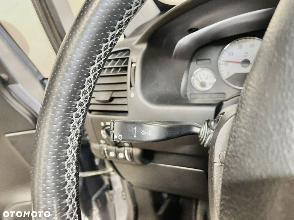 Opel Zafira 1.8 Executive - 14