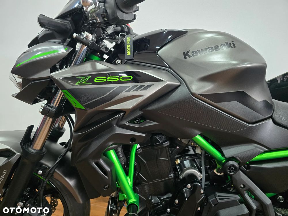 Kawasaki Z 650 - 13