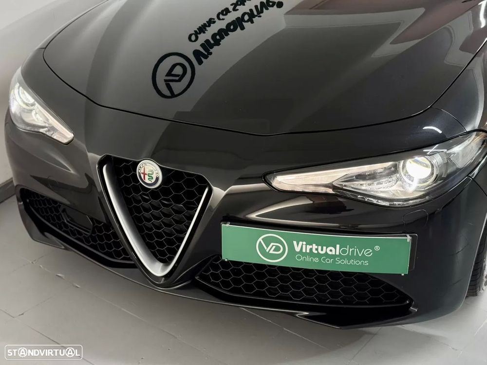 Alfa Romeo Giulia 2.2 D Super - 23