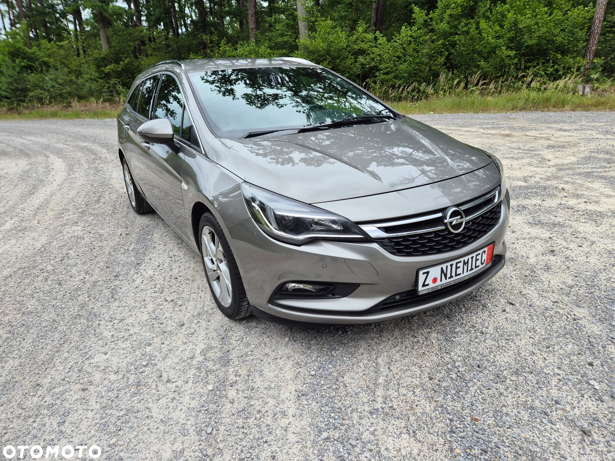 Opel Astra V 1.6 CDTI Essentia S&S - 3