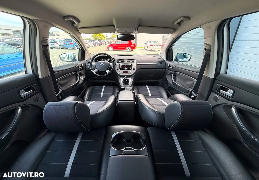 Ford Kuga 2.0 TDCi 2x4 Trend - 25