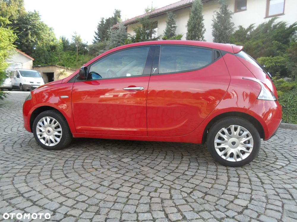 Lancia Ypsilon Y 0.9 TwinAir Turbo 8V Platinum - 13