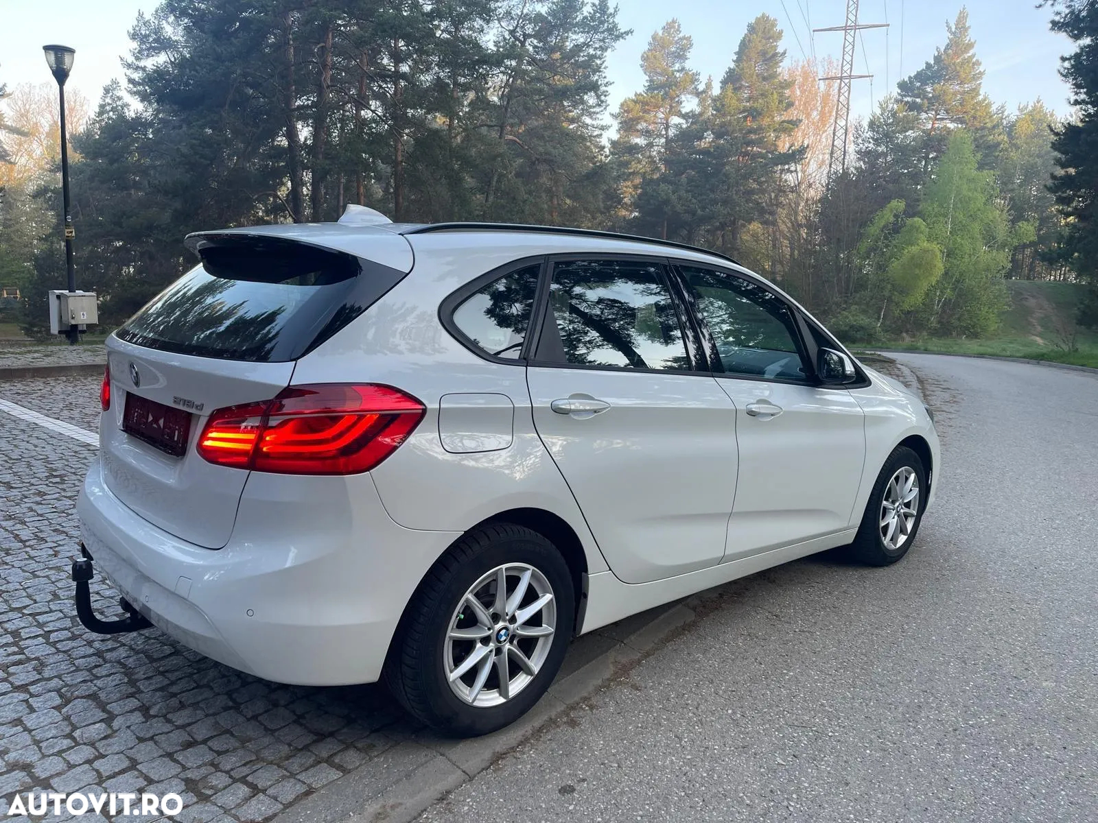 BMW Seria 2 218d Active Tourer - 11