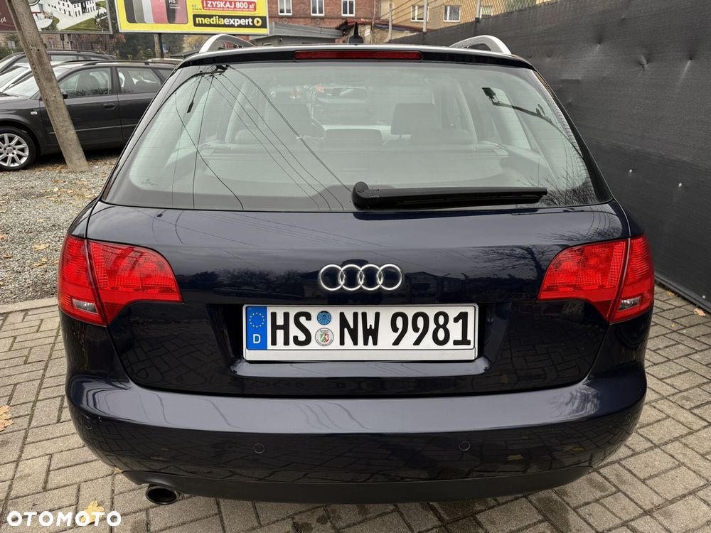 Audi A4 Avant - 10