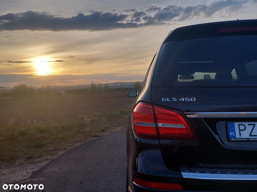 Mercedes-Benz GLS - 8