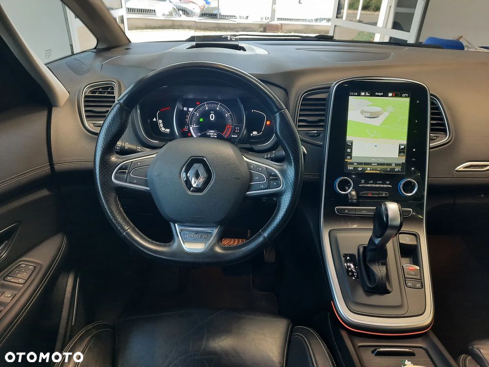 Renault Grand Scenic - 17