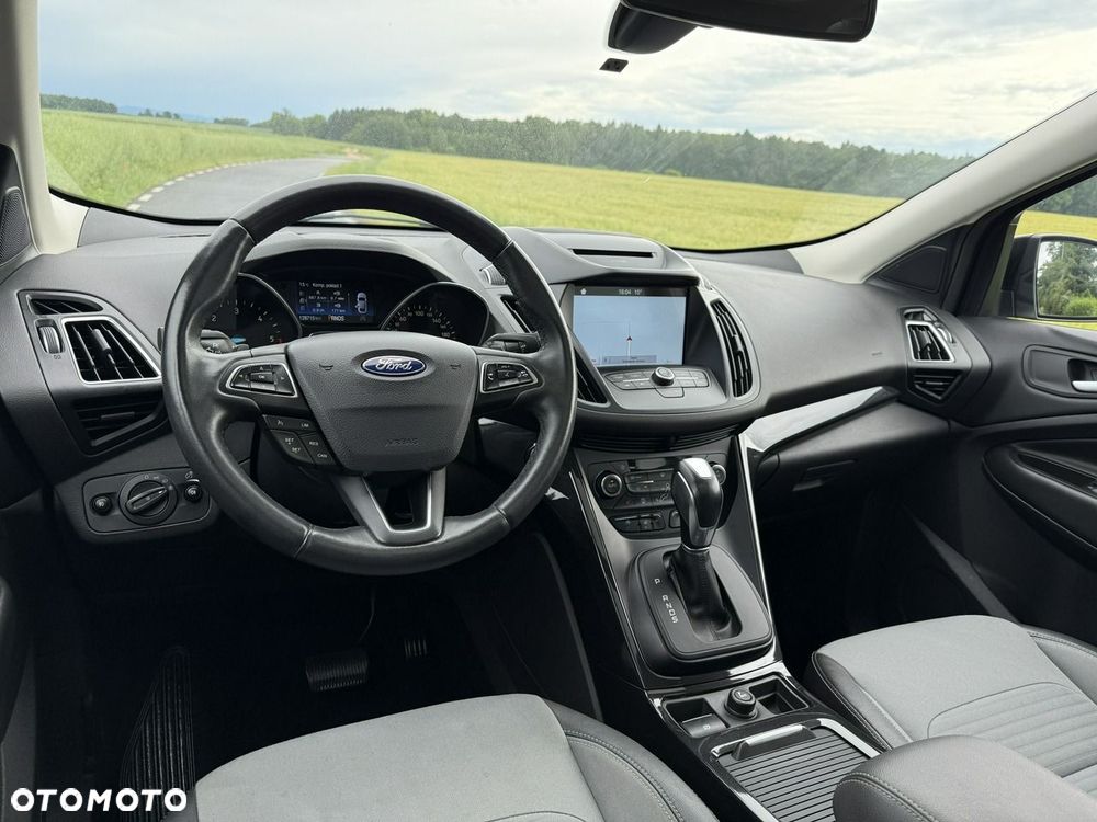 Ford Kuga 2.0 TDCi AWD Titanium - 34