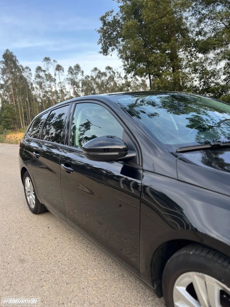 Peugeot 308 1.2 PureTech Style - 3