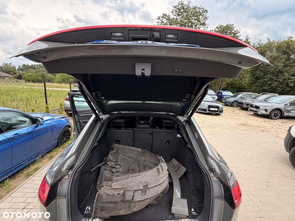 Audi Q8 Sportback e-tron 55 quattro S line - 37