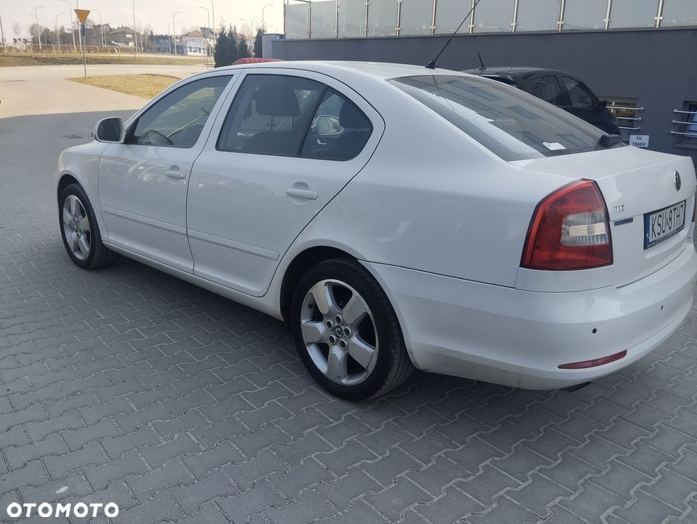 Skoda Octavia - 2