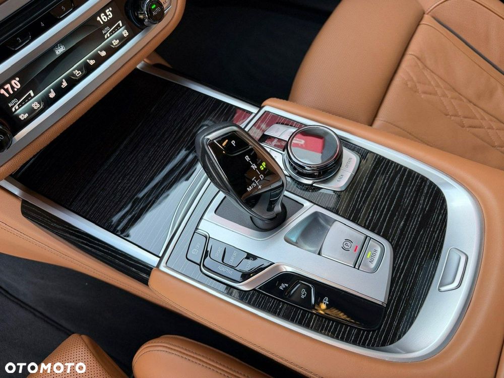 BMW Seria 7 - 14