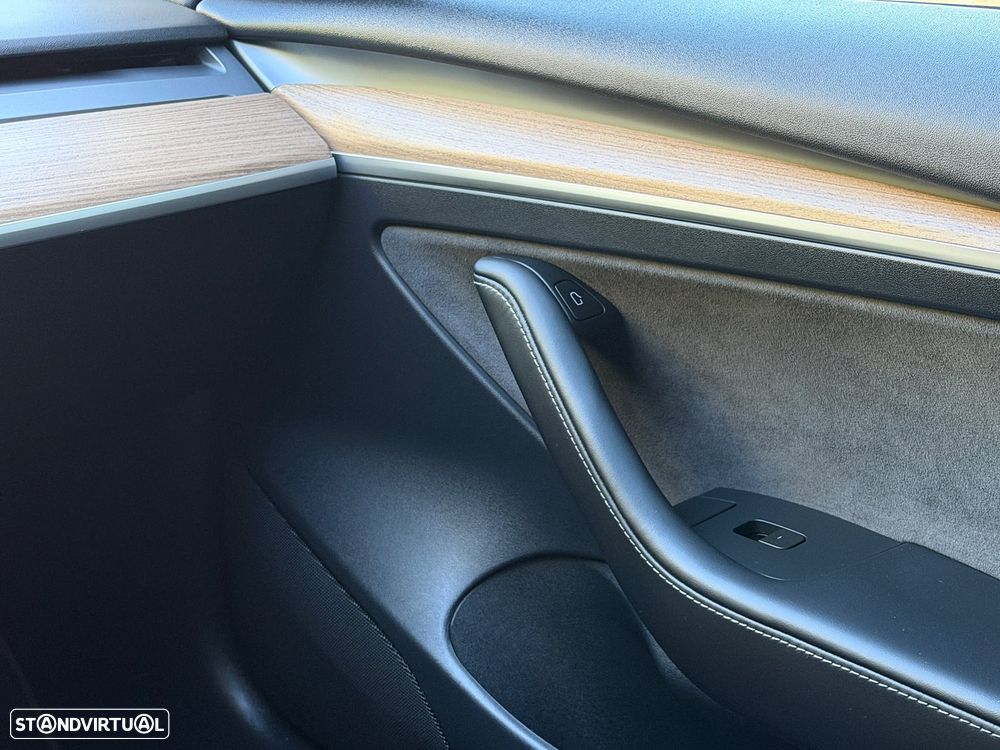 Tesla Model 3 RWD RWD - 15