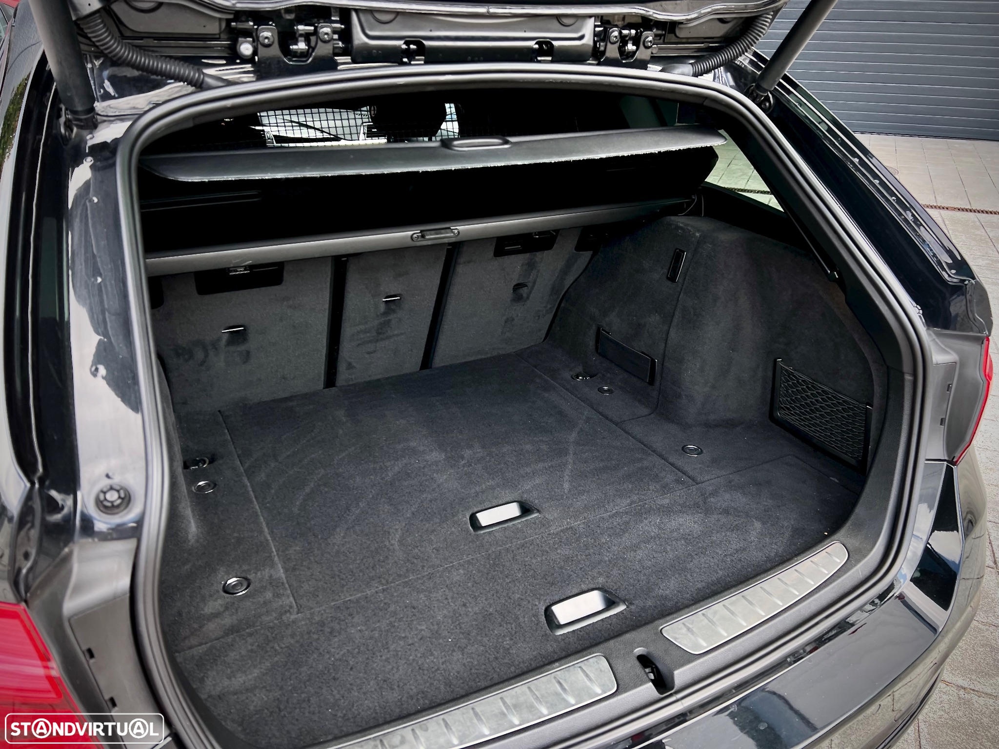 BMW 318 d Touring Line Sport Auto - 9