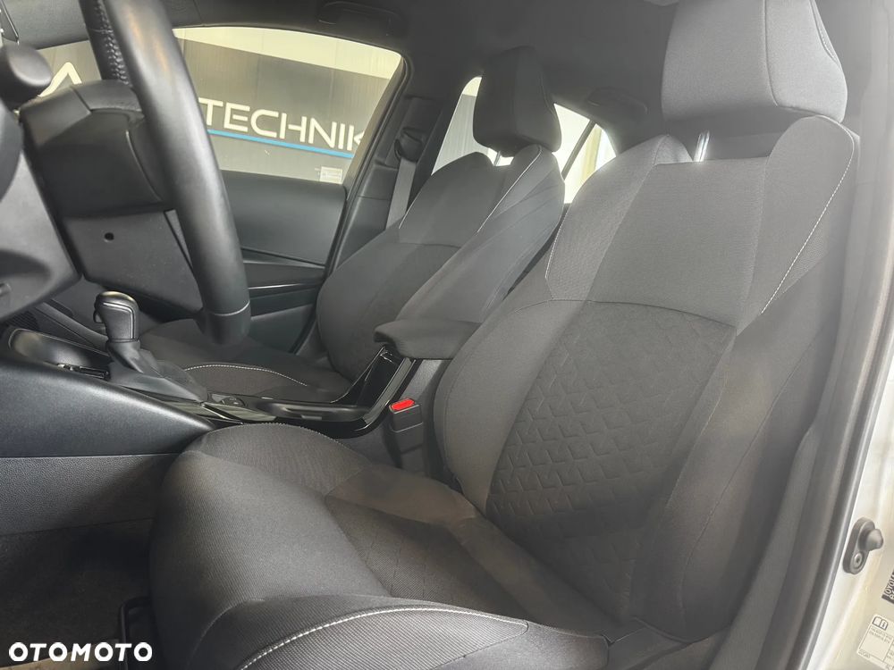 Toyota Corolla 1.8 Hybrid Comfort - 13