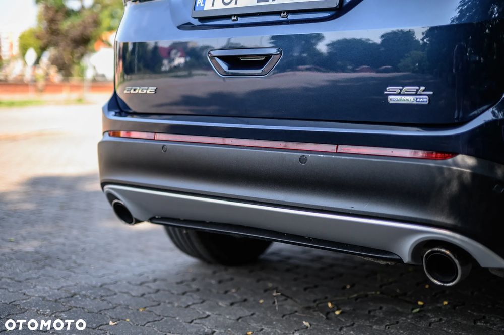Ford Edge - 12