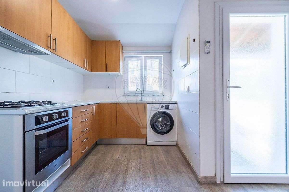 Apartamento T2 para arrendamento - Grande imagem: 4/12