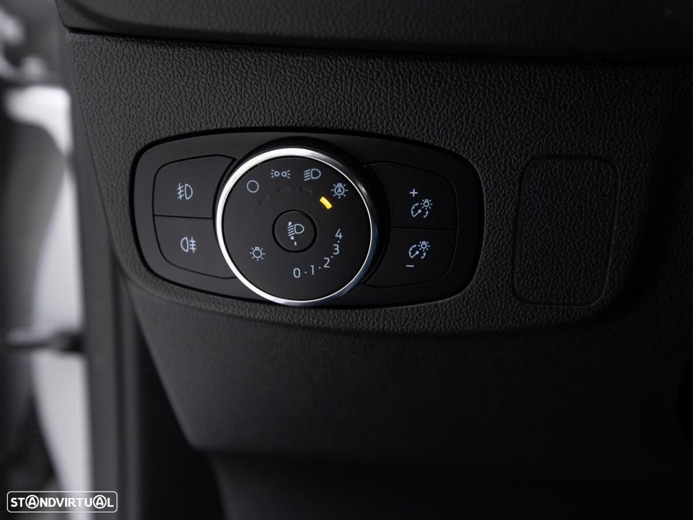 Ford Focus SW 1.5 TDCi EcoBlue Active - 14