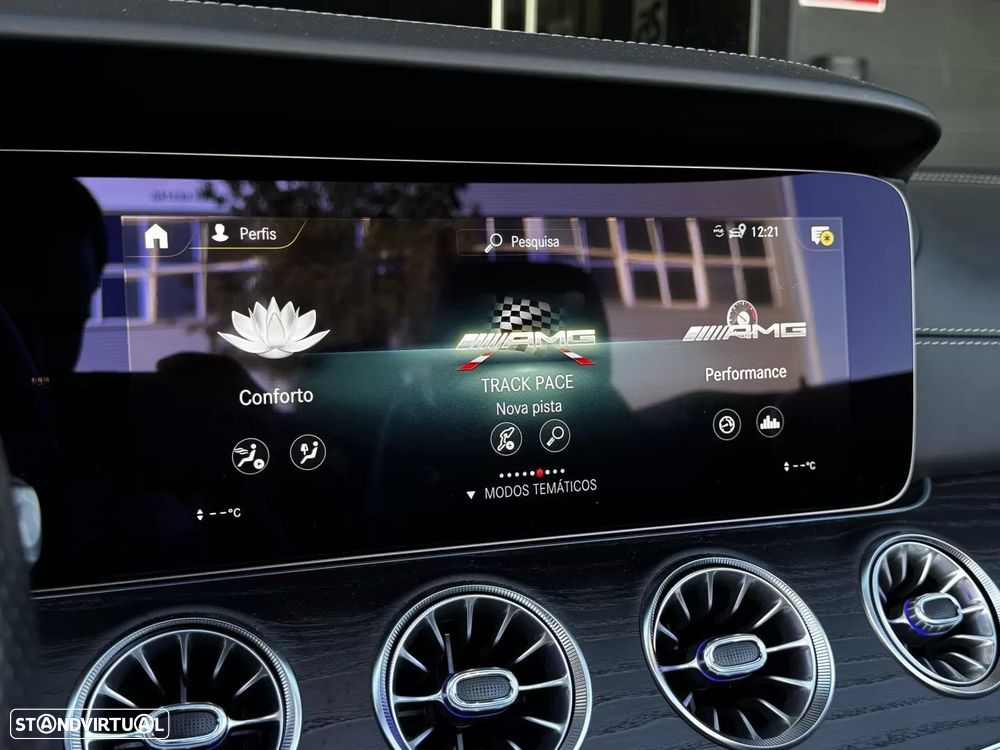 Mercedes-Benz E 53 AMG 4Matic+ - 36