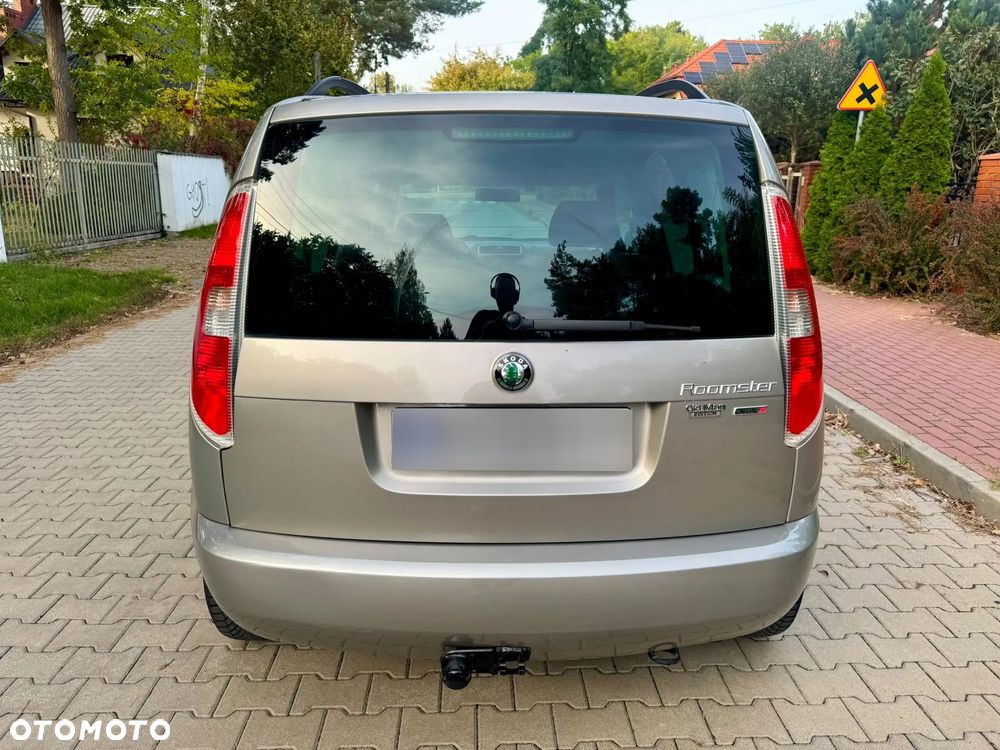 Skoda Roomster 1.6 16V Tiptronic Comfort PLUS EDITION - 4