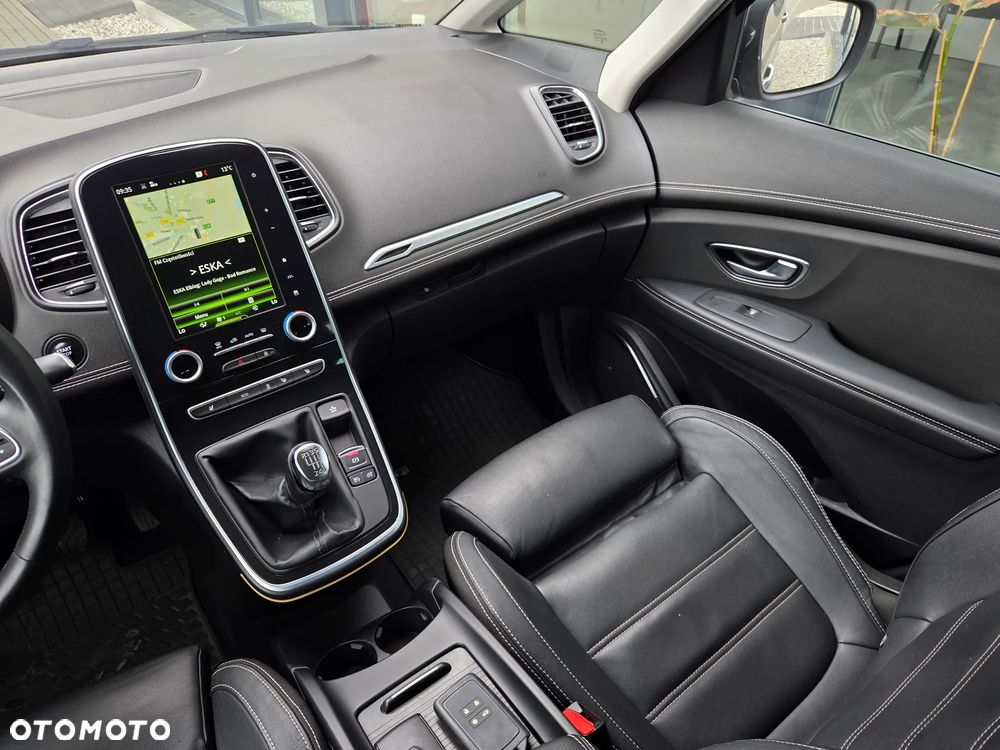 Renault Grand Scenic ENERGY TCe 130 BOSE EDITION - 22