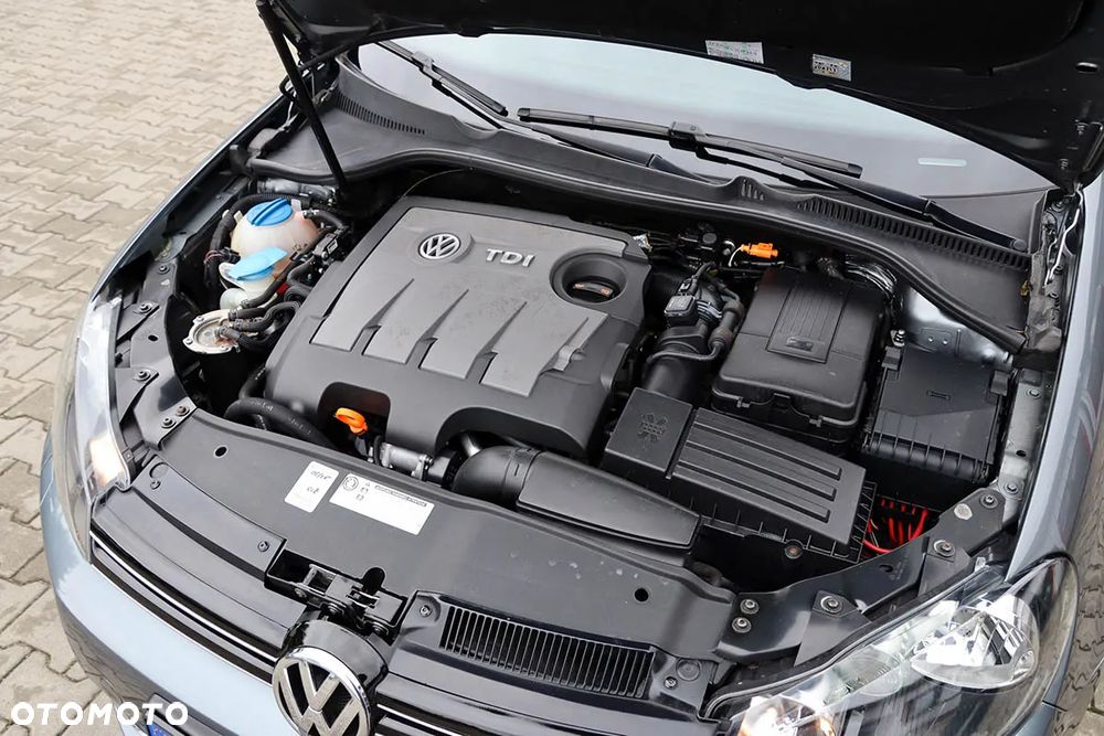 Volkswagen Golf 1.6 TDI DPF Style - 39